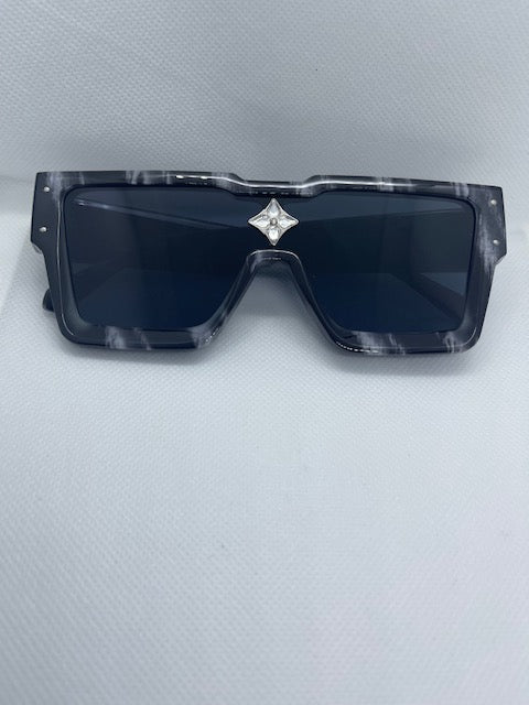Louis Vuitton Cyclone Sunglasses Grey Marble/Grey